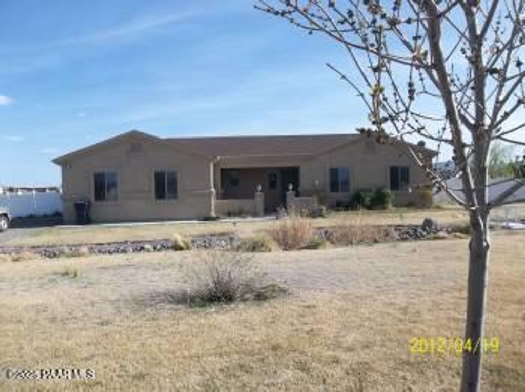 Photo of 7825 E Tradition Way, Prescott Valley, AZ 86315 (MLS # 1078257)