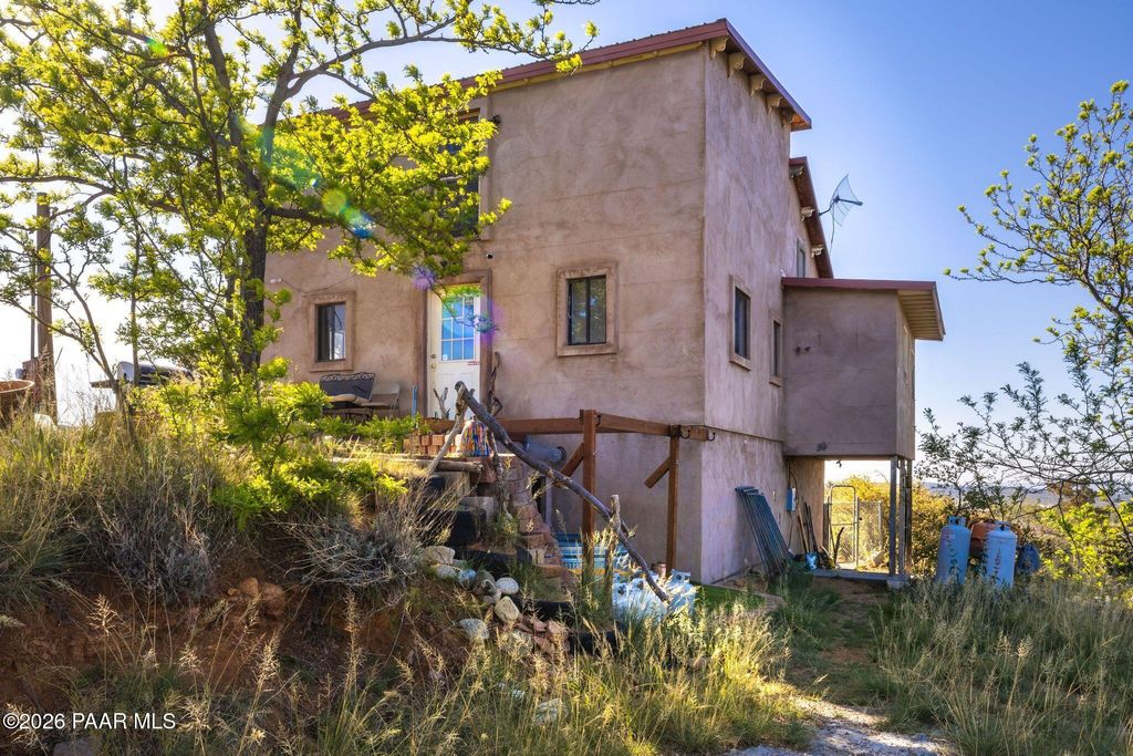 Photo of 7980 S Grattan Drive, Kirkland, AZ 86332 (MLS # 1080744)