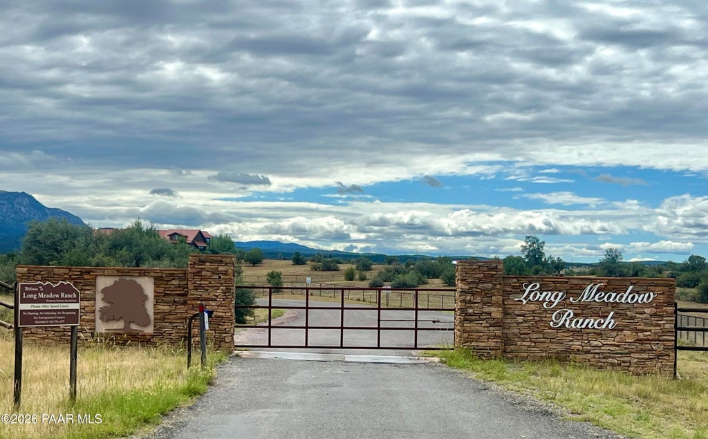 Photo of 14565 N Puntenney Road, Prescott, AZ 86305 (MLS # 1085435)
