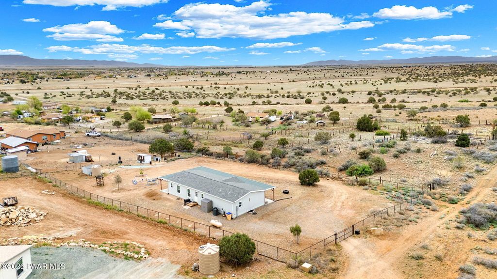 Photo of 2035 N Cougar Path Path, Chino Valley, AZ 86323 (MLS # 1080804)