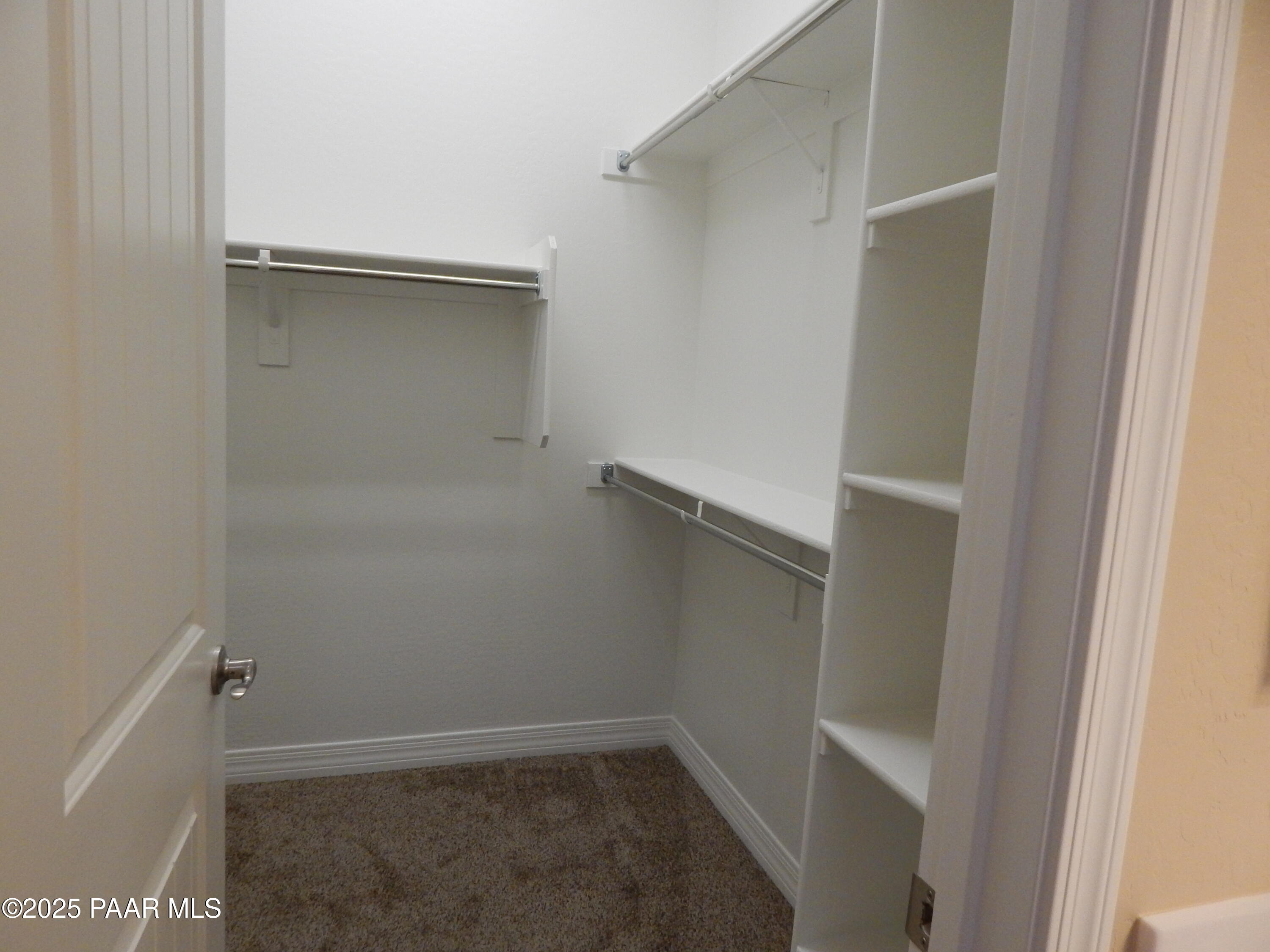 5124 N Carrick Court