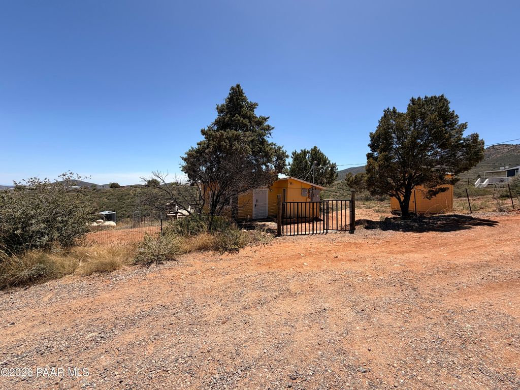 Photo of 9275 E Chestnut Hill Avenue, Dewey-Humboldt, AZ 86327 (MLS # 1081943)