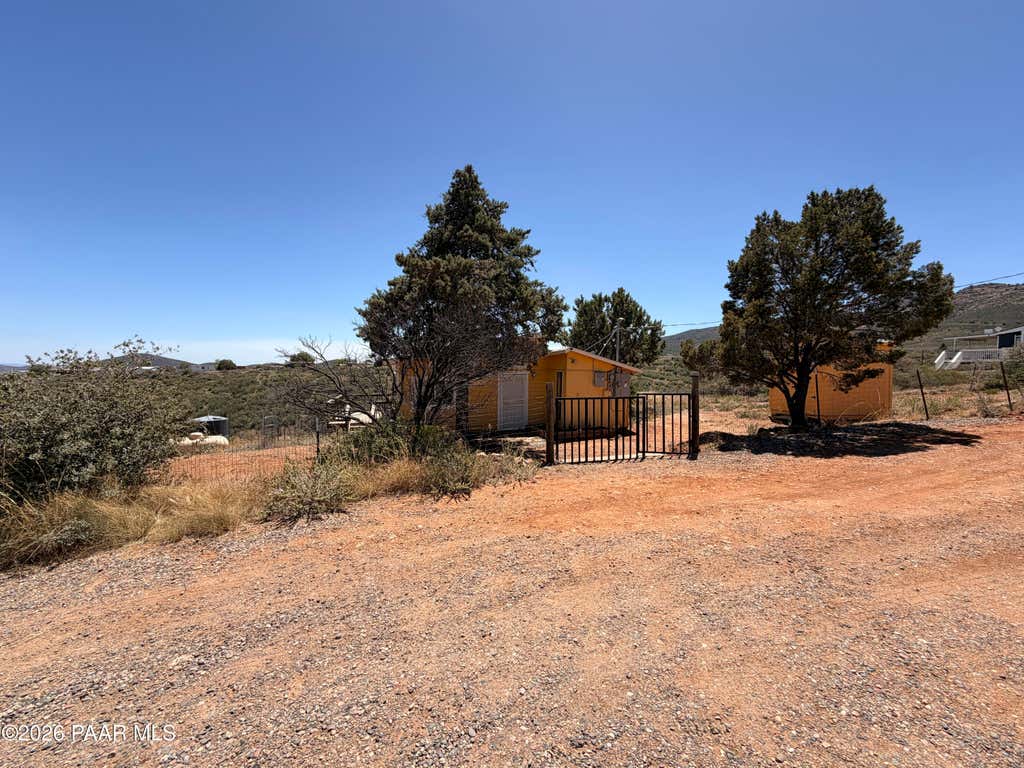Photo of 9275 E Chestnut Hill Avenue, Dewey-Humboldt, AZ 86327 (MLS # 1081943)