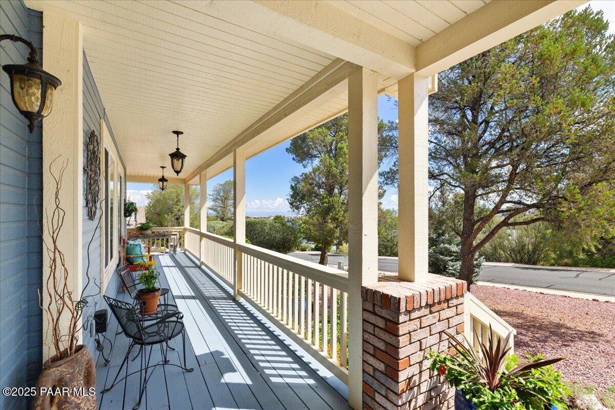 1528 Eagle Ridge Road