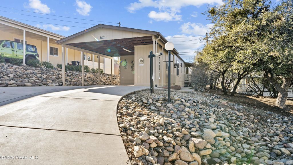 Photo of 2091 E Prescott Canyon Circle, Prescott, AZ 86301 (MLS # 1079301)