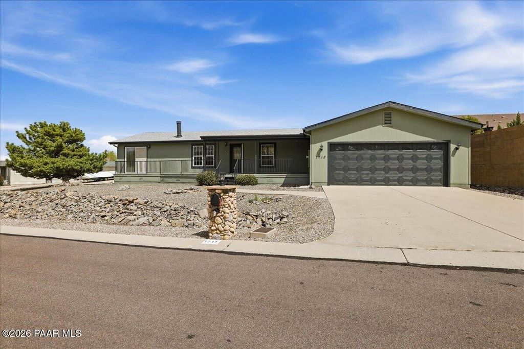 Photo of 1713 Sarafina Drive, Prescott, AZ 86301 (MLS # 1081230)