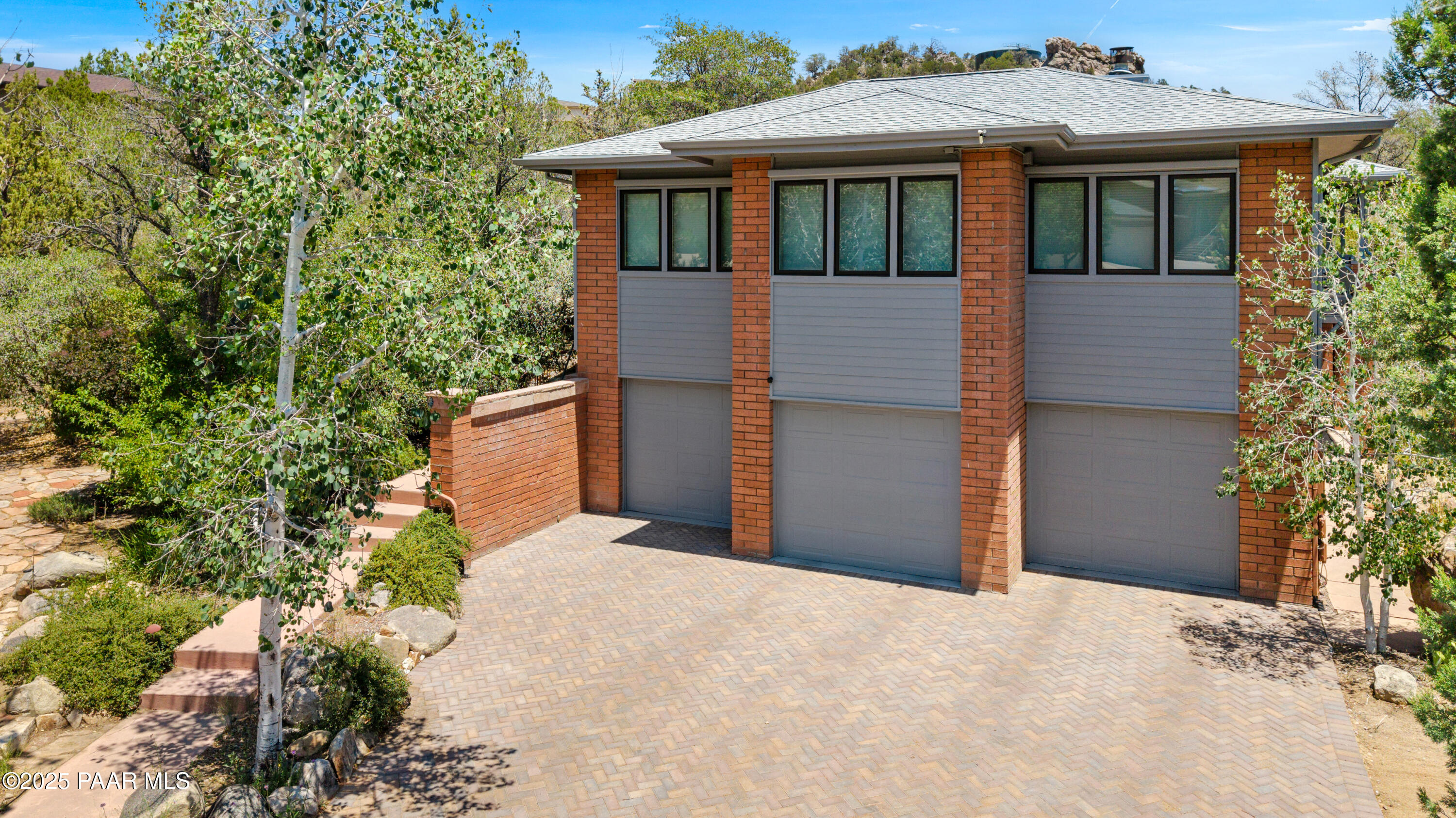 2270 Skyline Drive