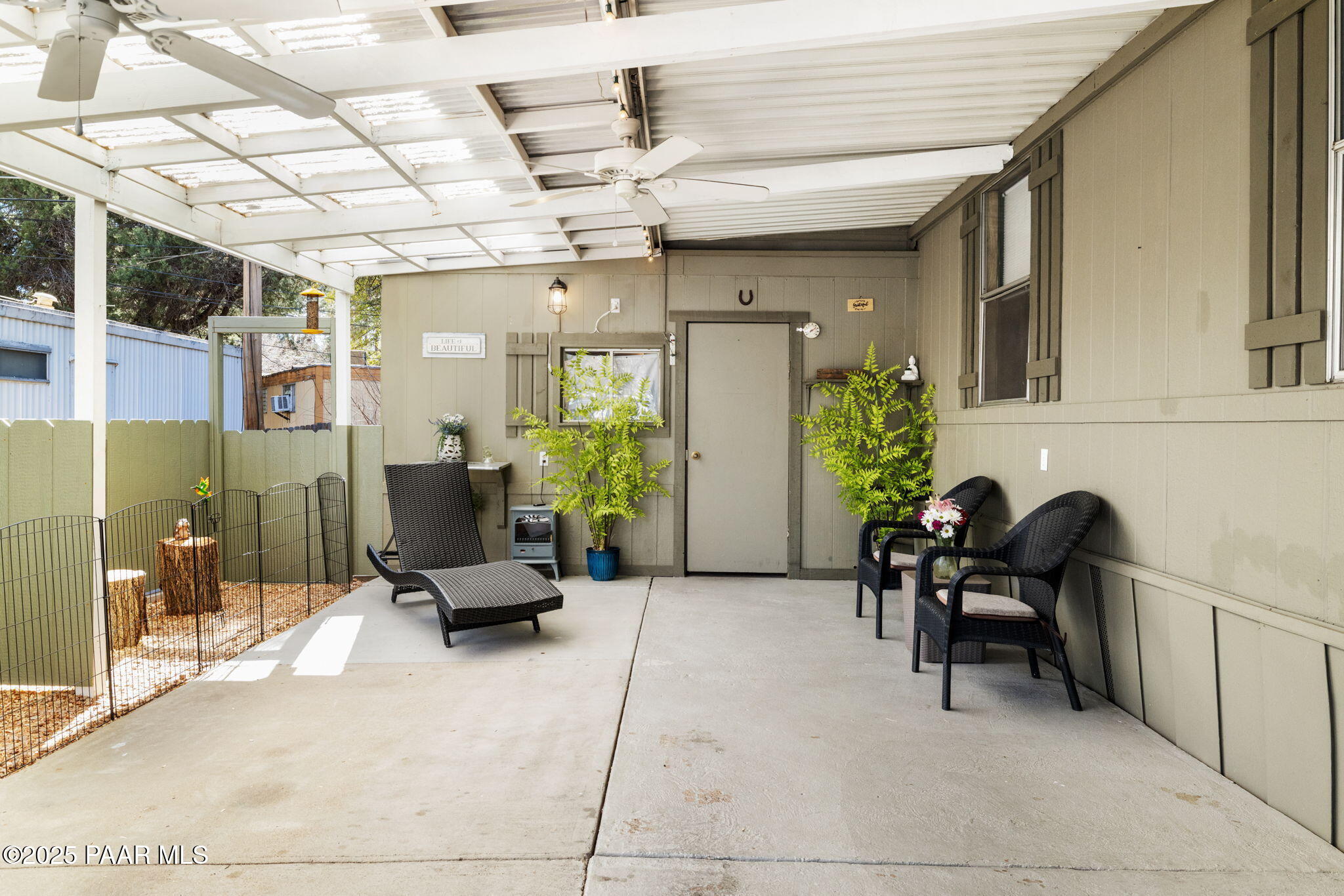 700 White Spar Road 18