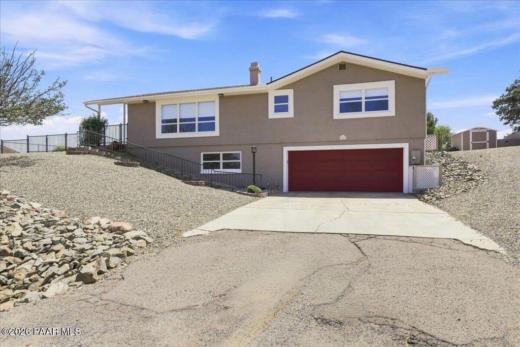 Photo of 11825 E Hondo Heights HTS, Dewey-Humboldt, AZ 86327 (MLS # 1084173)