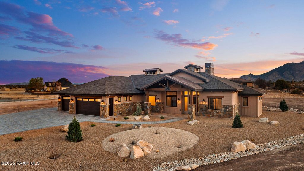 Photo of 3181 W L Bar L Road, Prescott, AZ 86305 (MLS # 1081987)