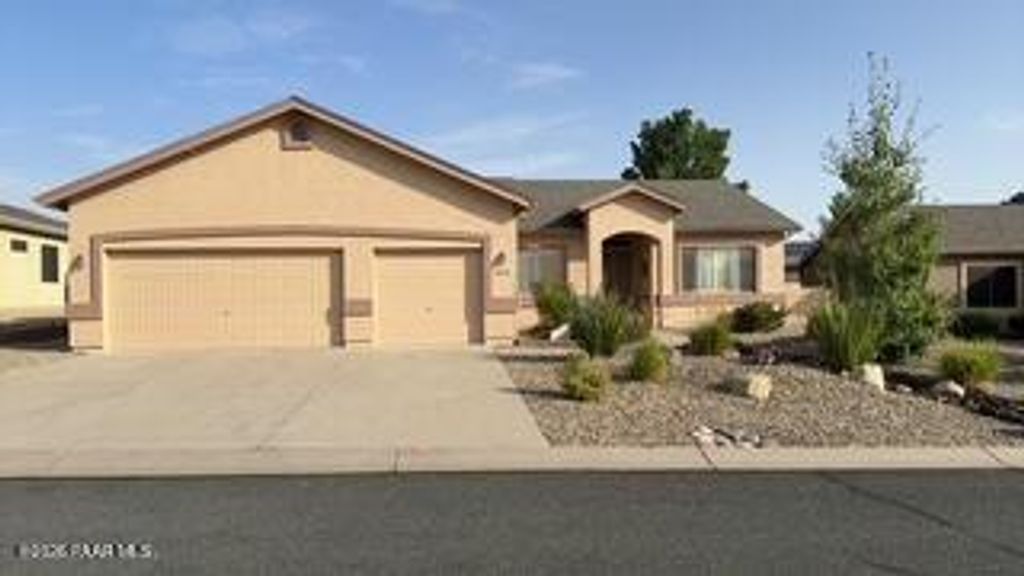 Photo of 6752 E Desperado Drive, Prescott Valley, AZ 86314 (MLS # 1083638)