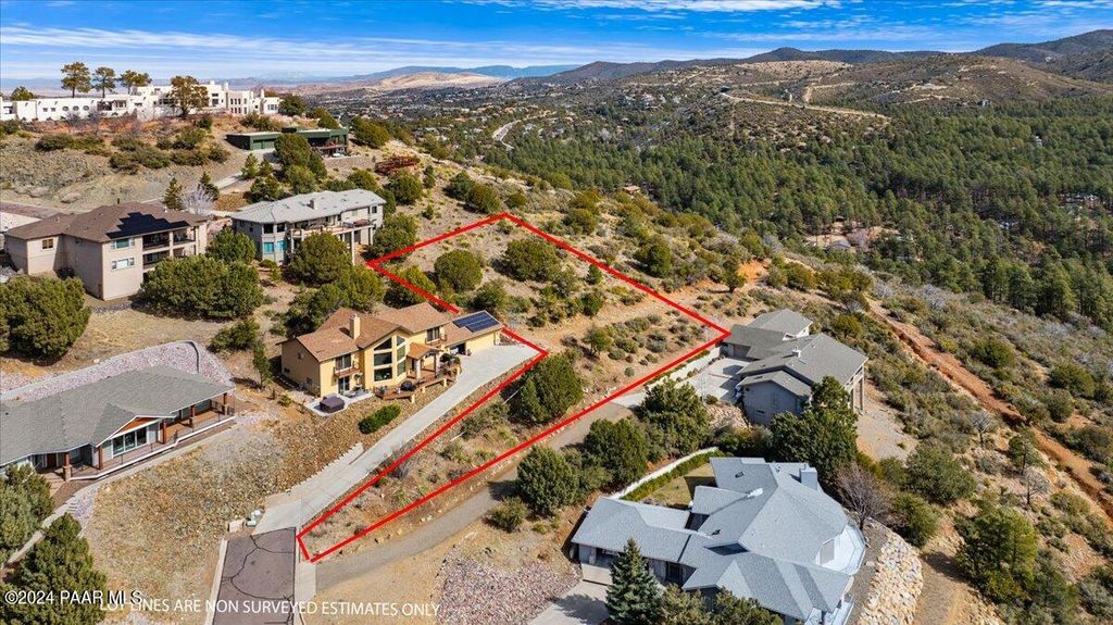 Photo of 760 Cielo Circle, Prescott, AZ 86303 (MLS # 1077037)