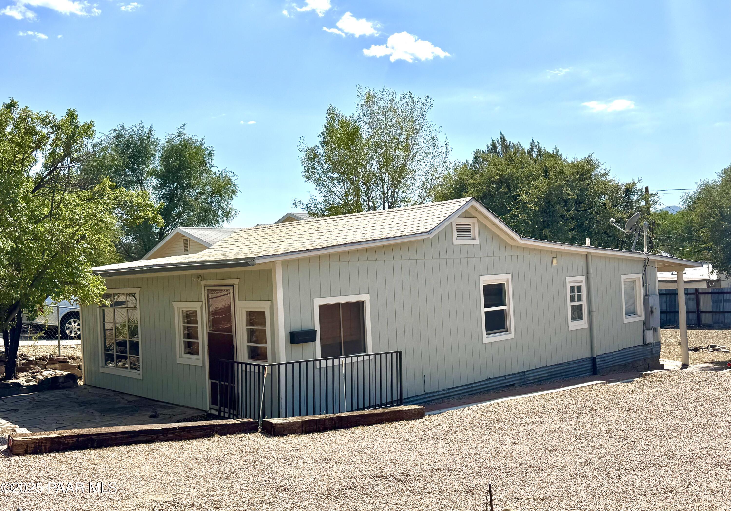 614 Campbell St Street