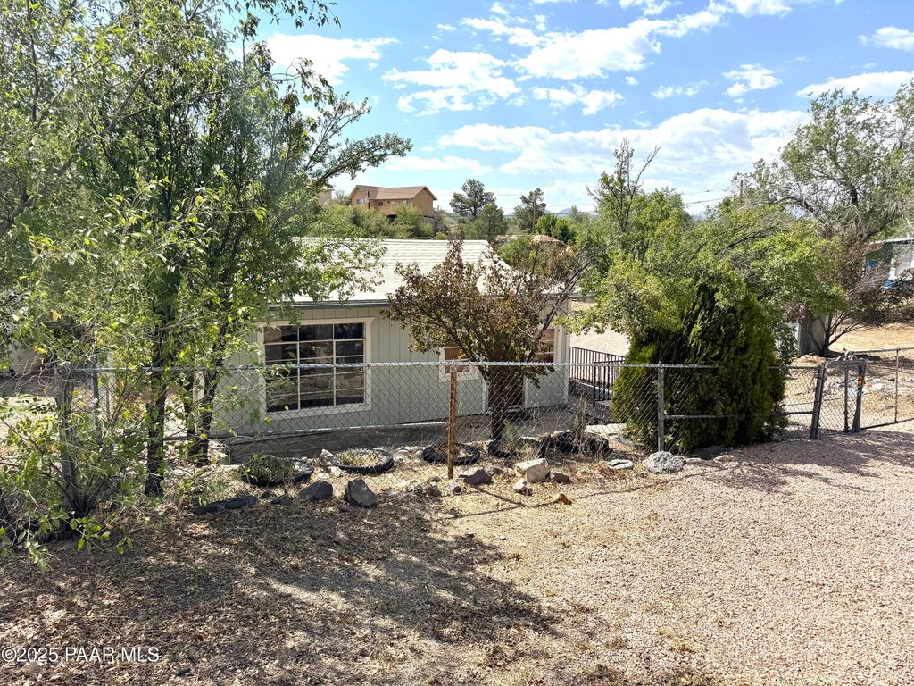 Photo of 614 Campbell St Street, Prescott, AZ 86301 (MLS # 1076404)