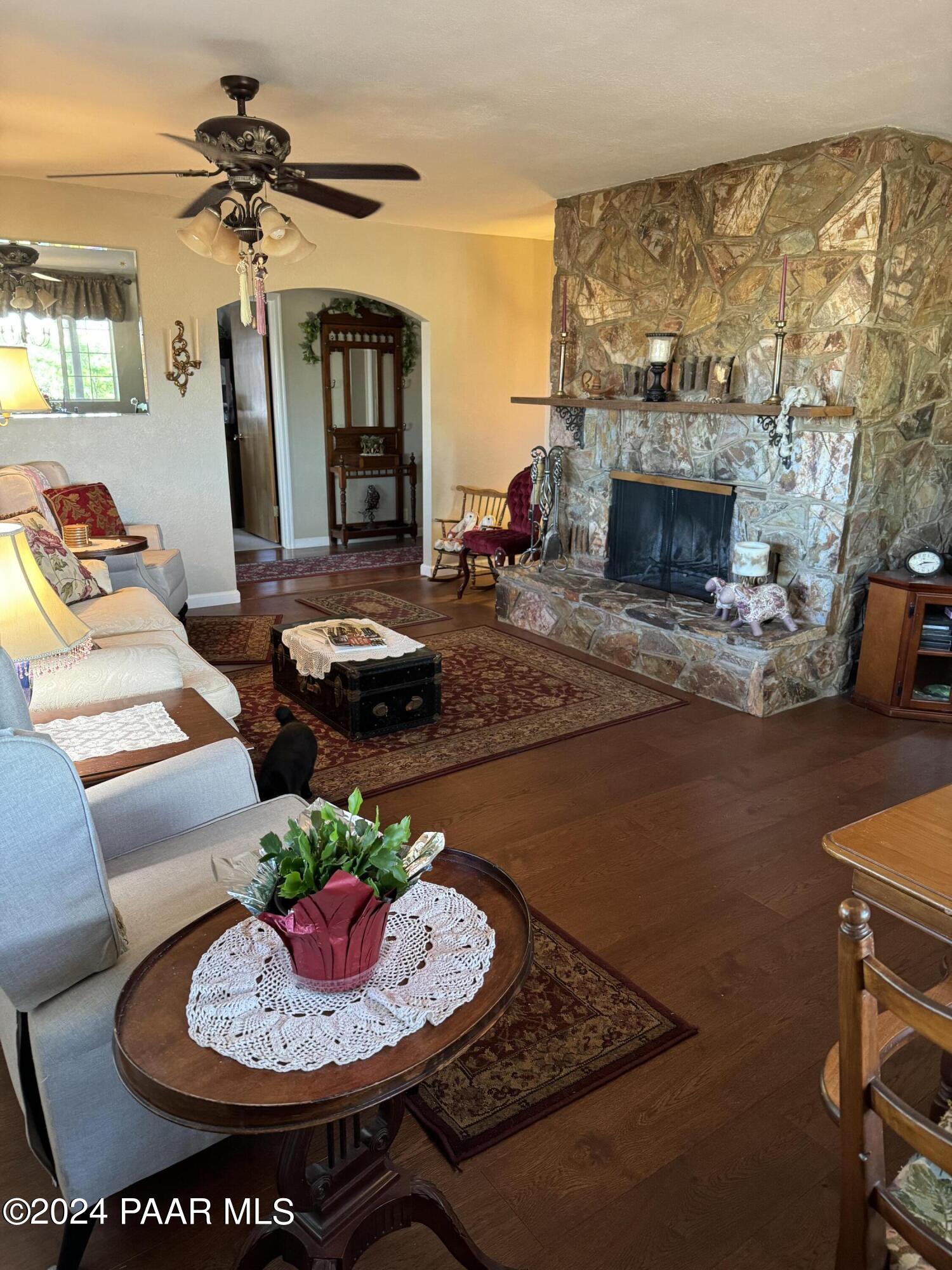 1410 E Road 4