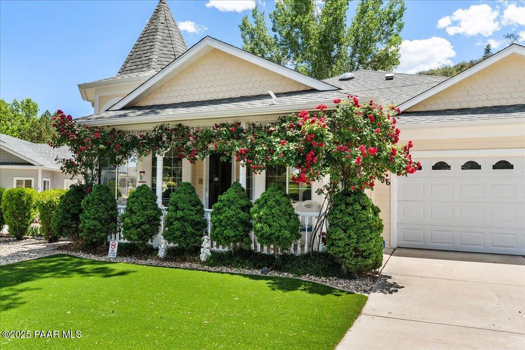 Photo of 1816 Bond Circle, Prescott Valley, AZ 86314 (MLS # 1076831)