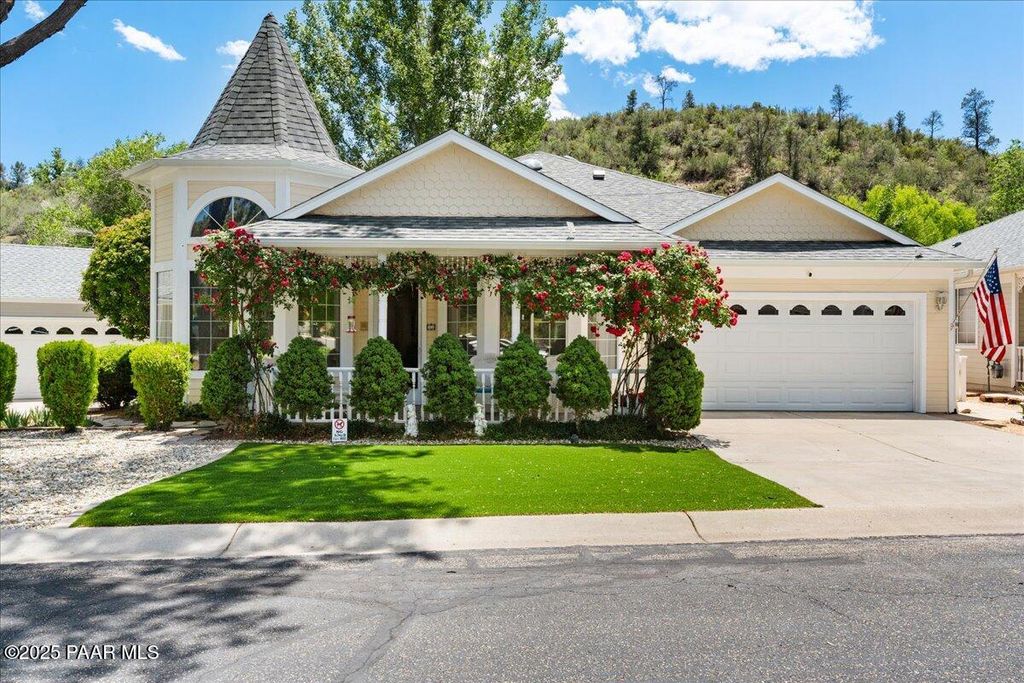 Photo of 1816 Bond Circle, Prescott Valley, AZ 86314 (MLS # 1076831)