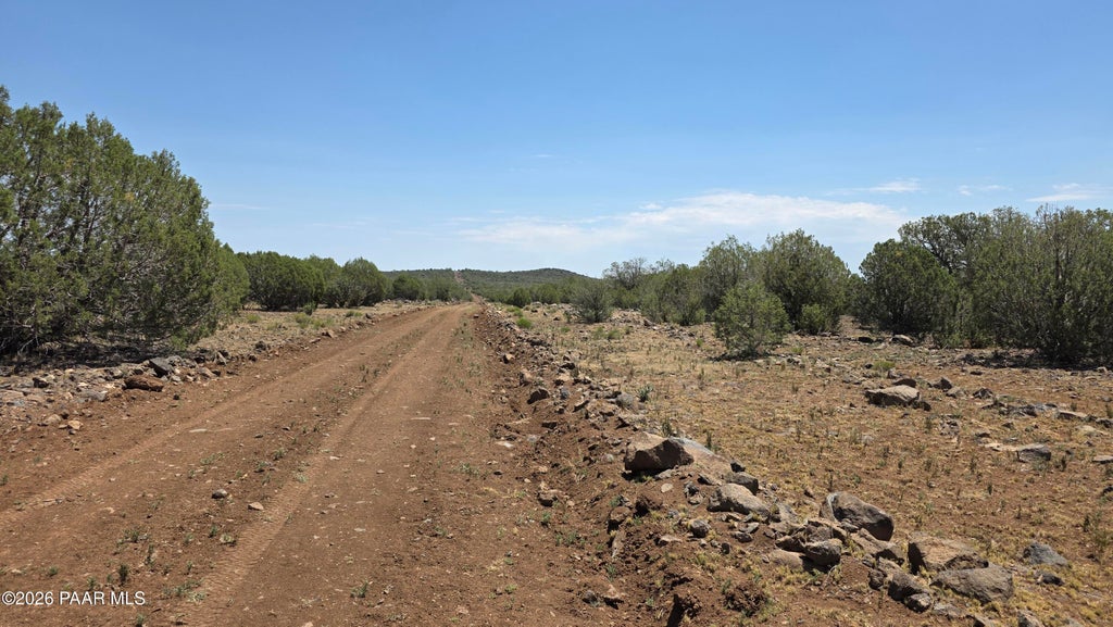 Photo of 1026 Arco Pipeline, Seligman, AZ 86046 (MLS # 1083126)