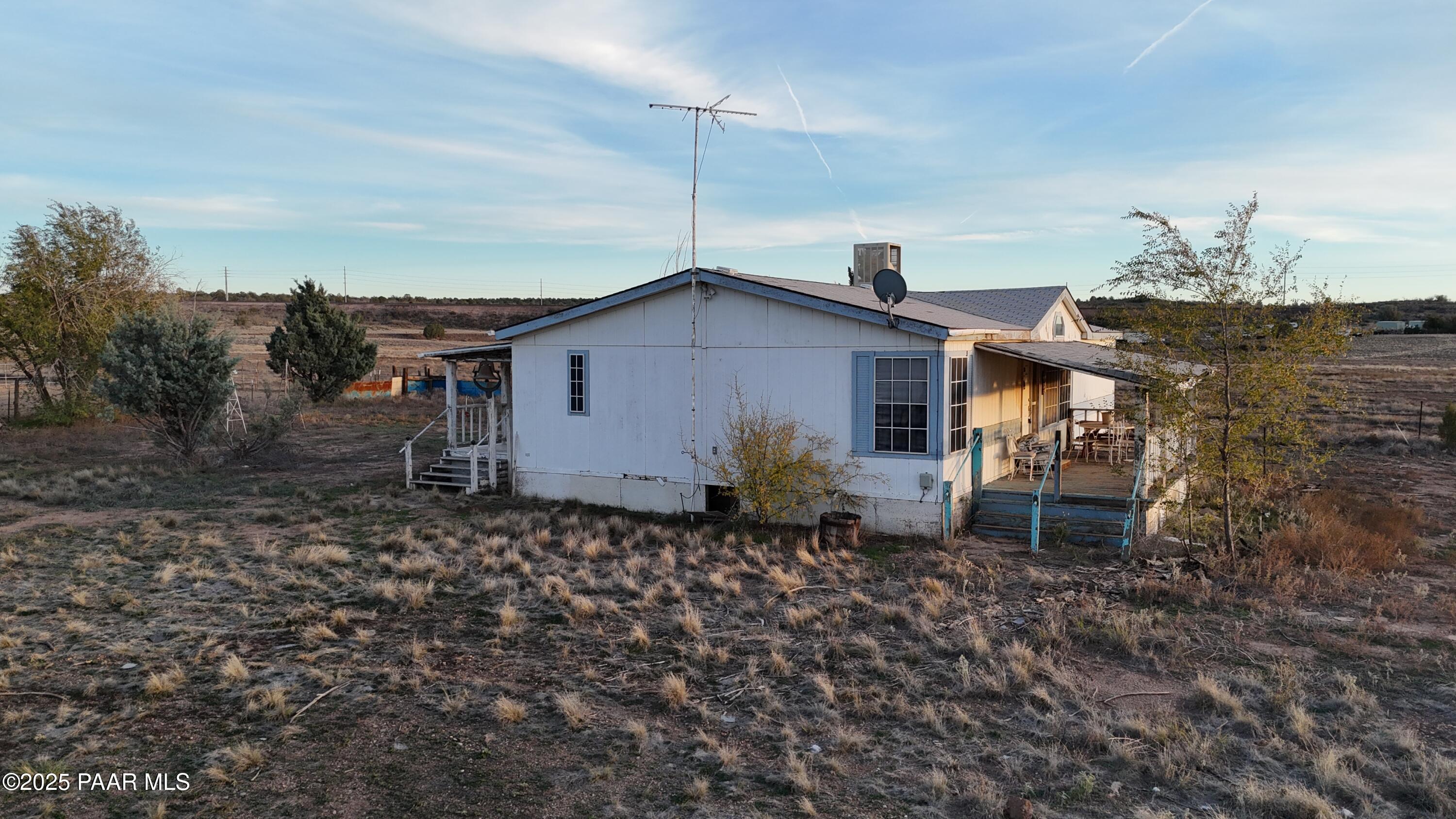 24055 N State Route 89