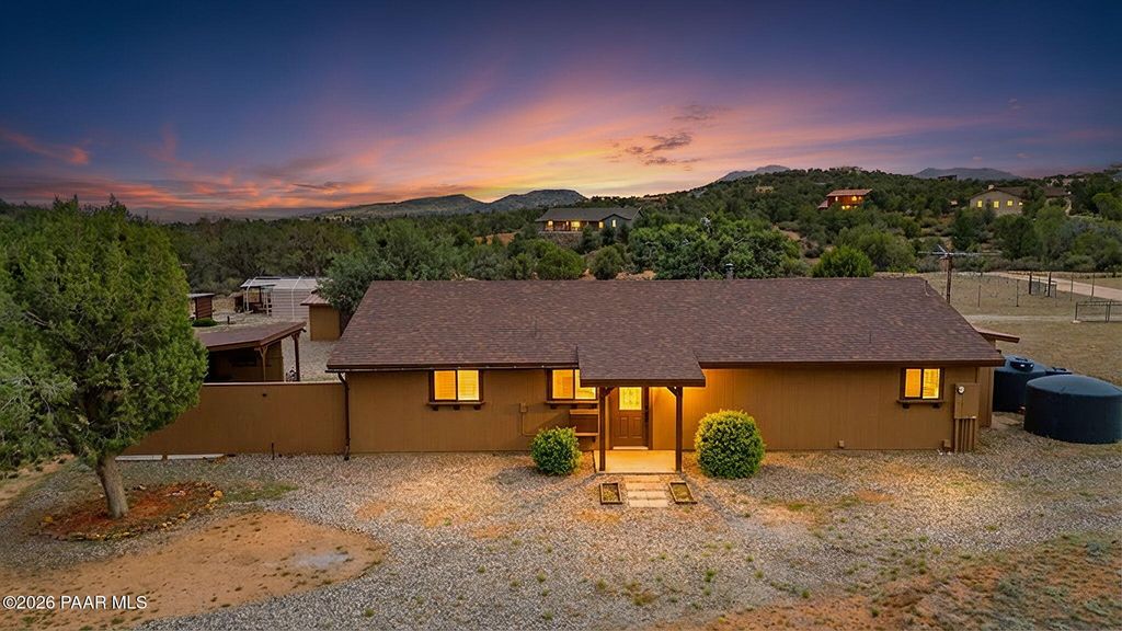 Photo of 14601 N Music Trail, Prescott, AZ 86305 (MLS # 1081054)