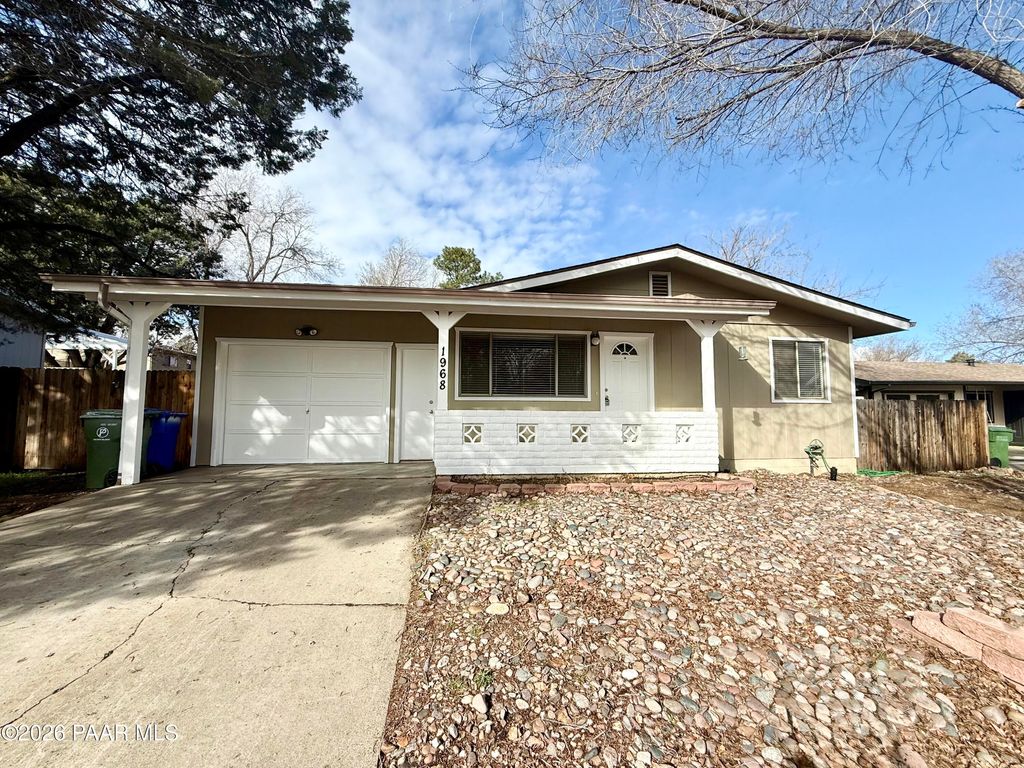 Photo of 1968 Sycamore Drive, Prescott, AZ 86301 (MLS # 1079639)