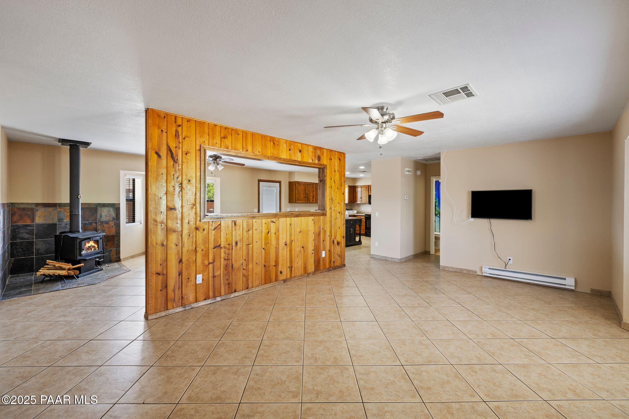 5035 N Robert Road