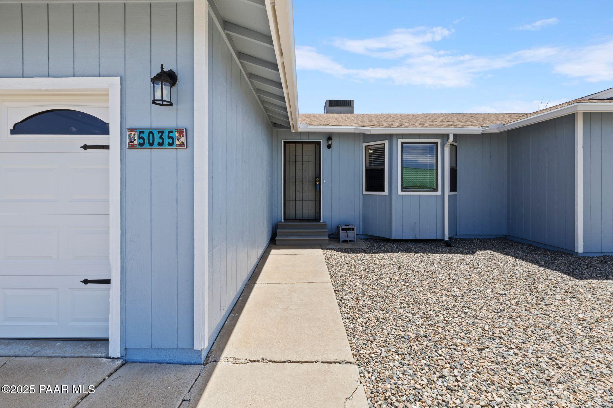 5035 N Robert Road