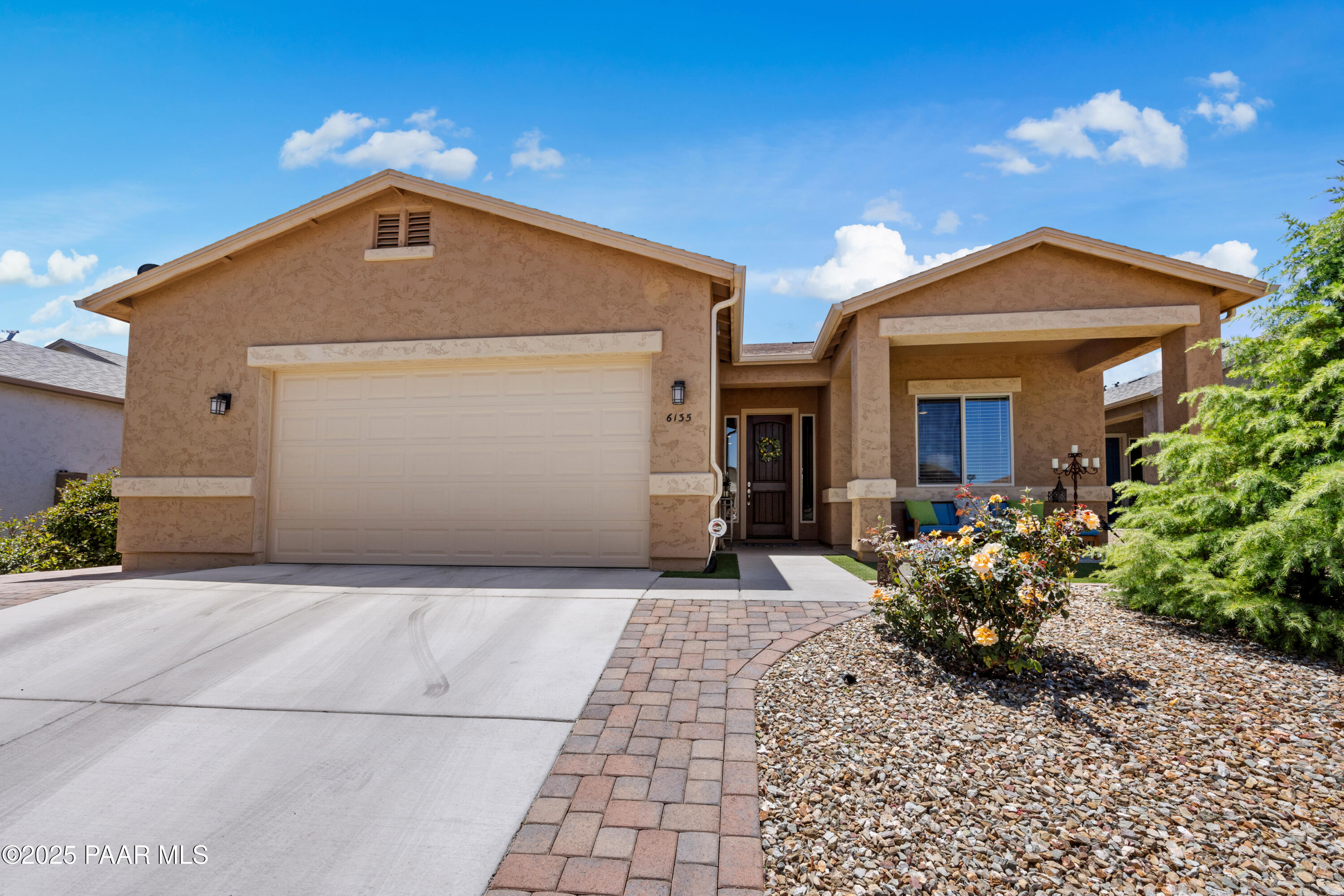 6135 Livingston Loop