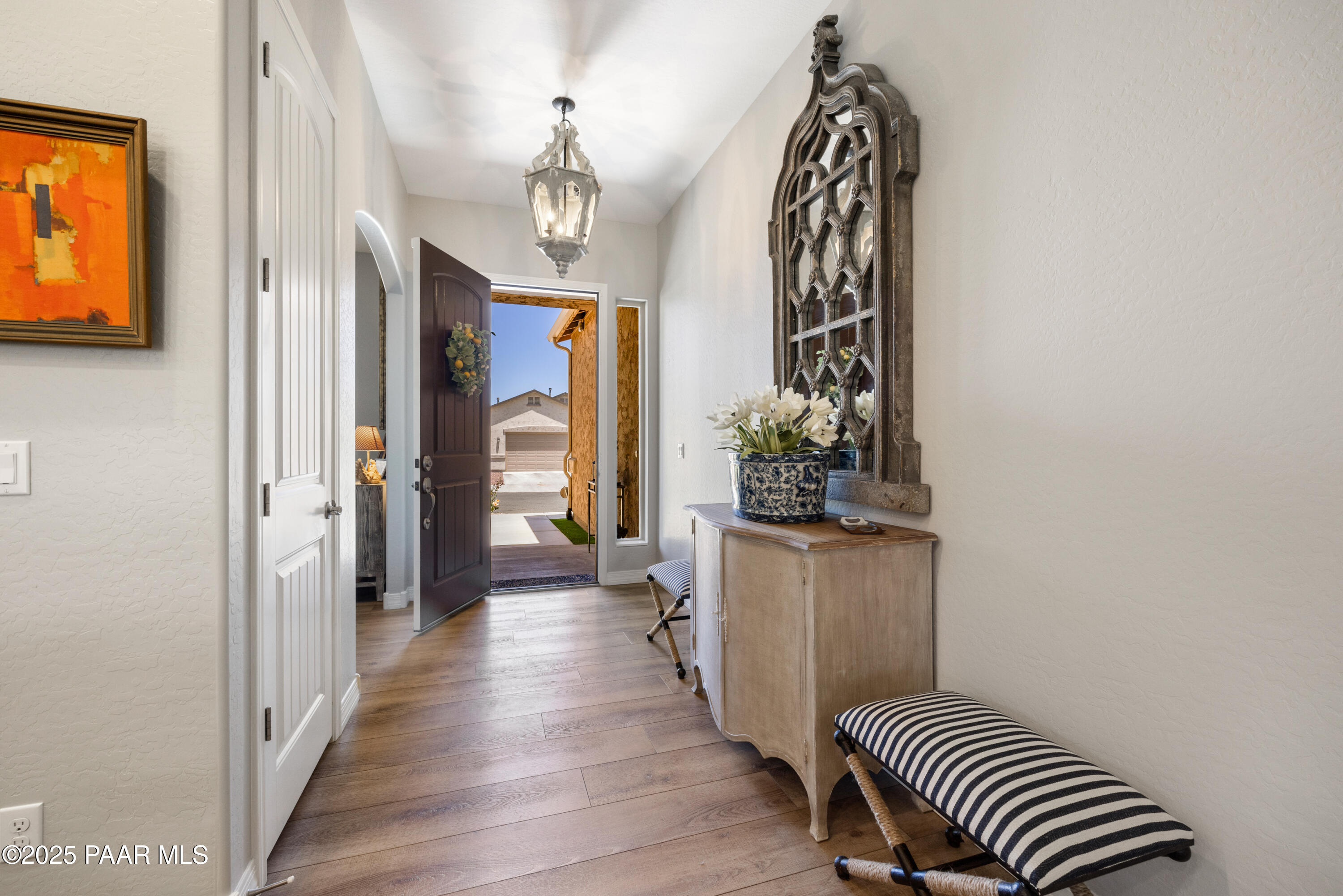 6135 Livingston Loop