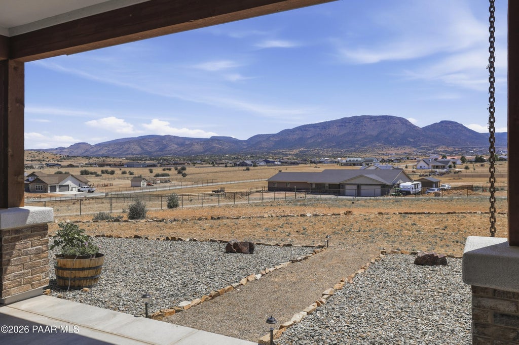 Photo of 9330 N Concho Street, Prescott Valley, AZ 86315 (MLS # 1083396)