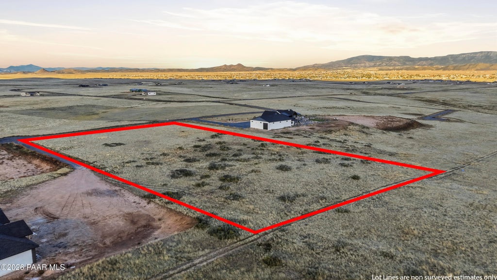 Photo of 0 N Vallecito Trail, Prescott Valley, AZ 86315 (MLS # 1086064)