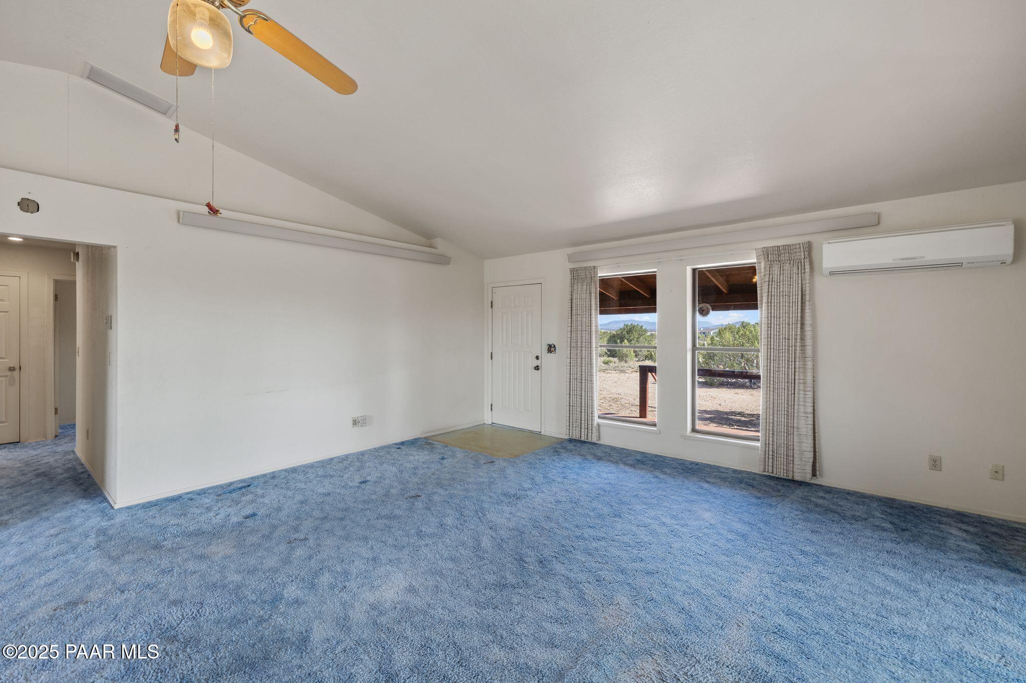 780 W Gina Marie Boulevard