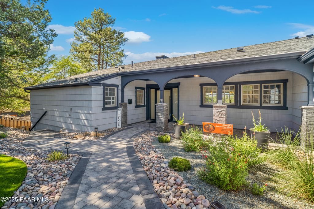 Photo of 532 N Hassayampa Drive, Prescott, AZ 86303 (MLS # 1081812)