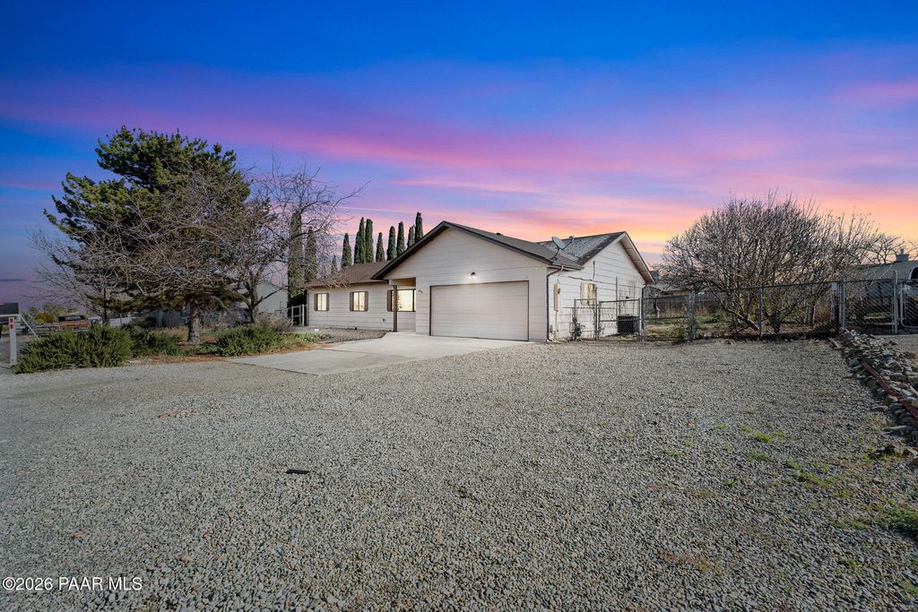Photo of 4741 N Spring Drive, Prescott Valley, AZ 86314 (MLS # 1078737)