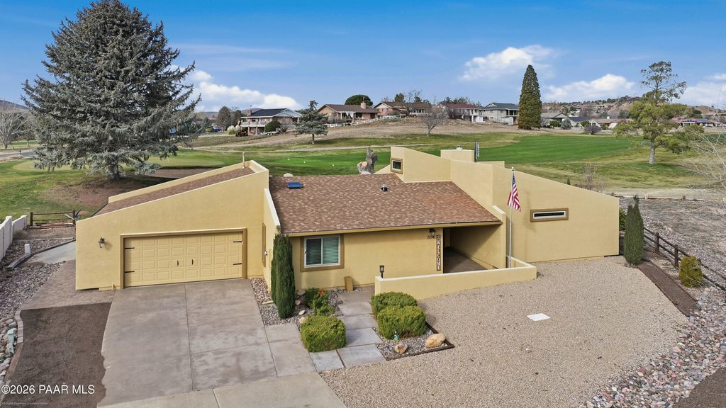 Photo of 864 N Cowboy Circle, Dewey-Humboldt, AZ 86327 (MLS # 1078526)