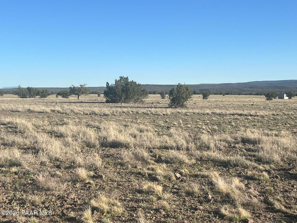 Photo of 293 Arizona Rd Eastern Portion, Ash Fork, AZ 86320 (MLS # 1080638)