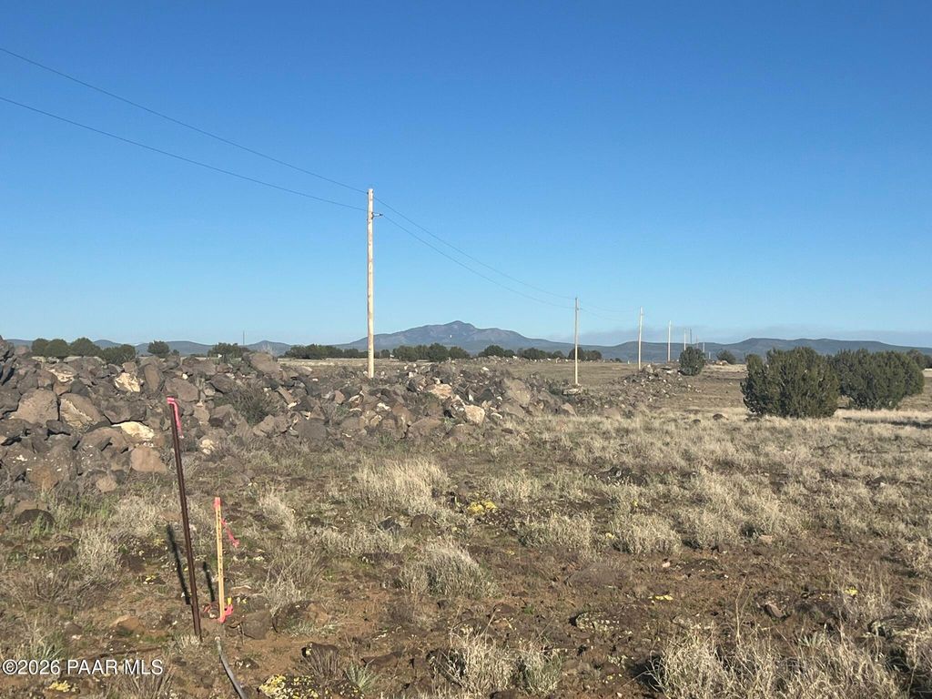 Photo of 293 Arizona Rd Eastern Portion, Ash Fork, AZ 86320 (MLS # 1080638)