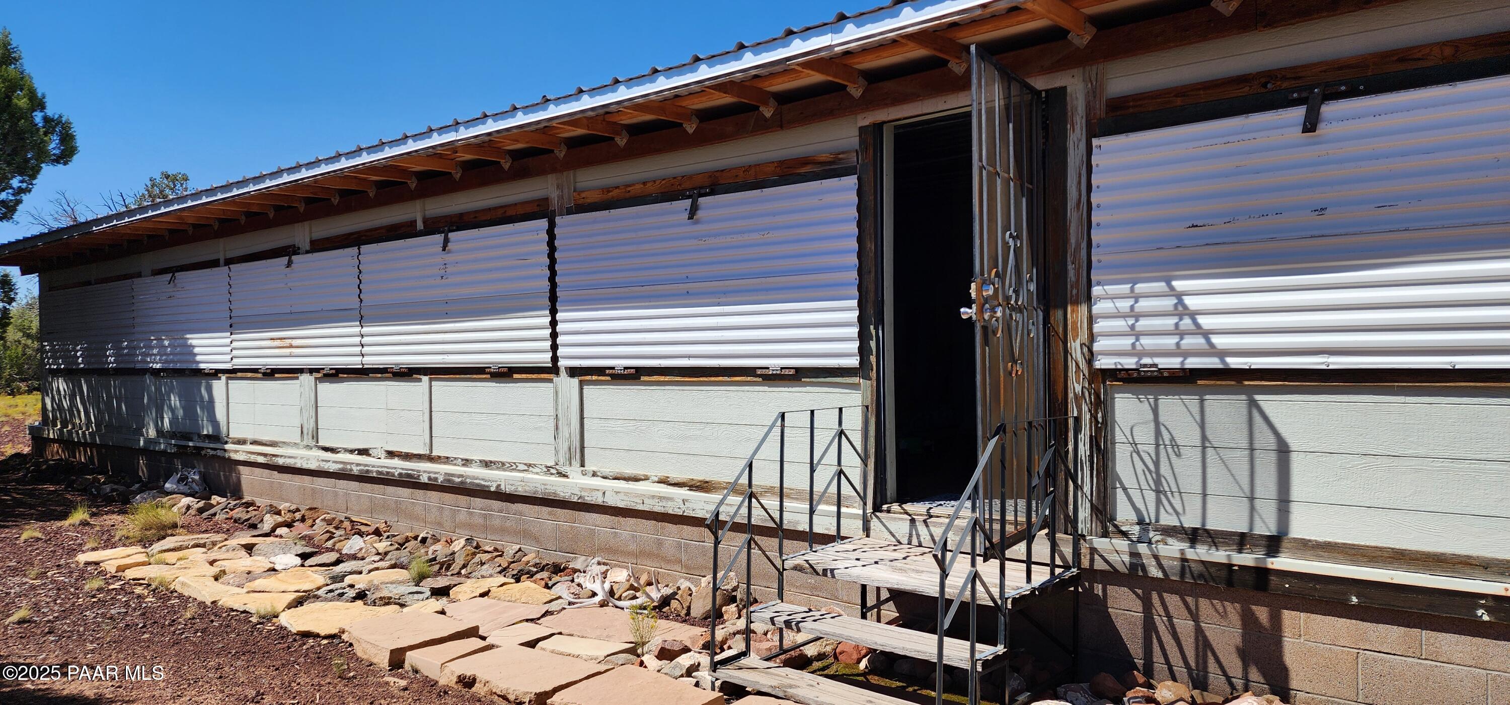 36950 W Avenida Del Destino