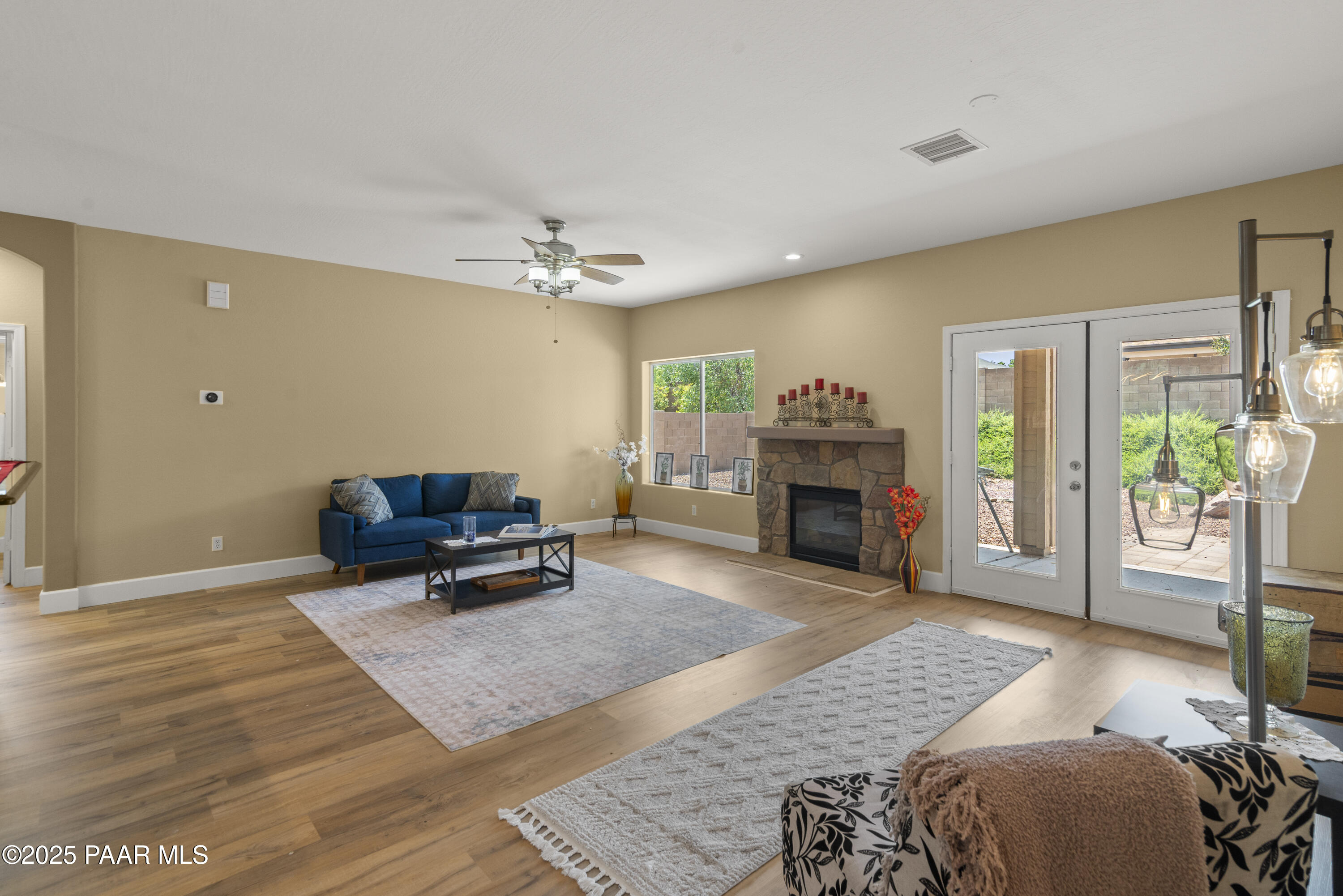 7673 E Circle Wagons Way