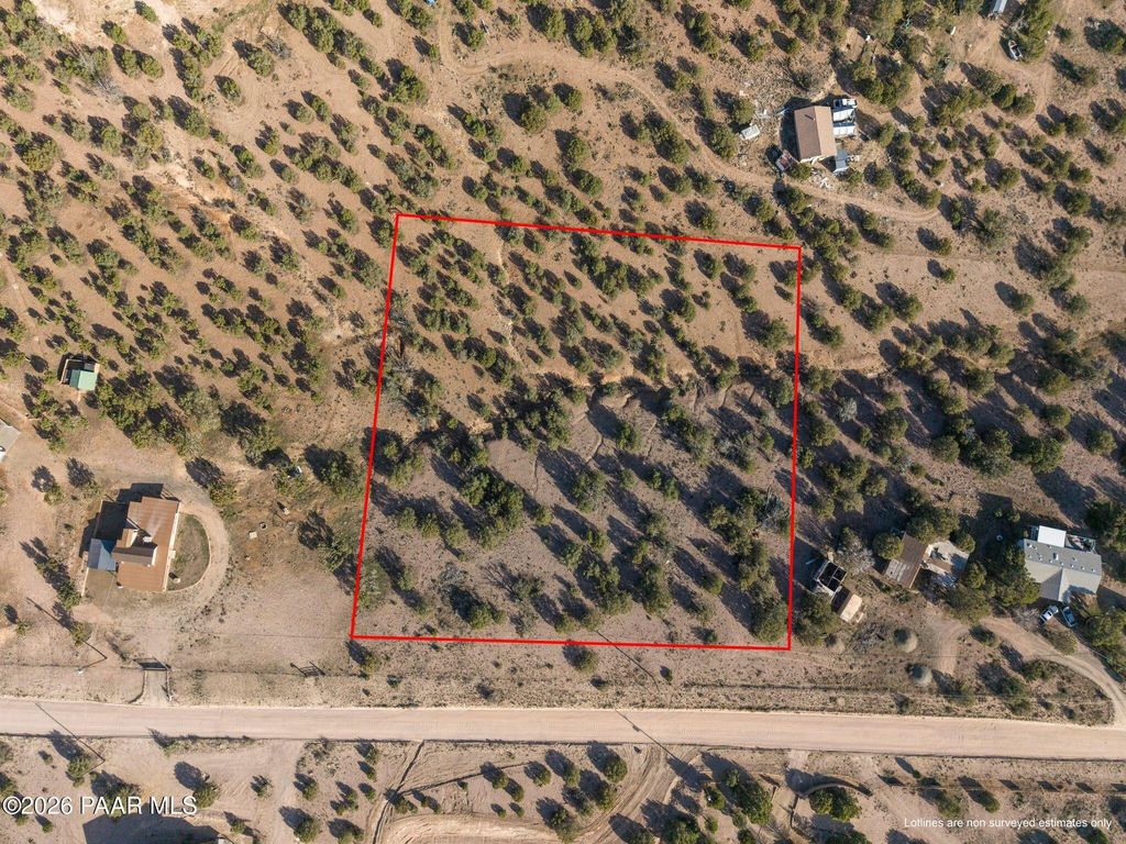 Photo of 3220 W Cedar Heights Road, Chino Valley, AZ 86323 (MLS # 1079480)