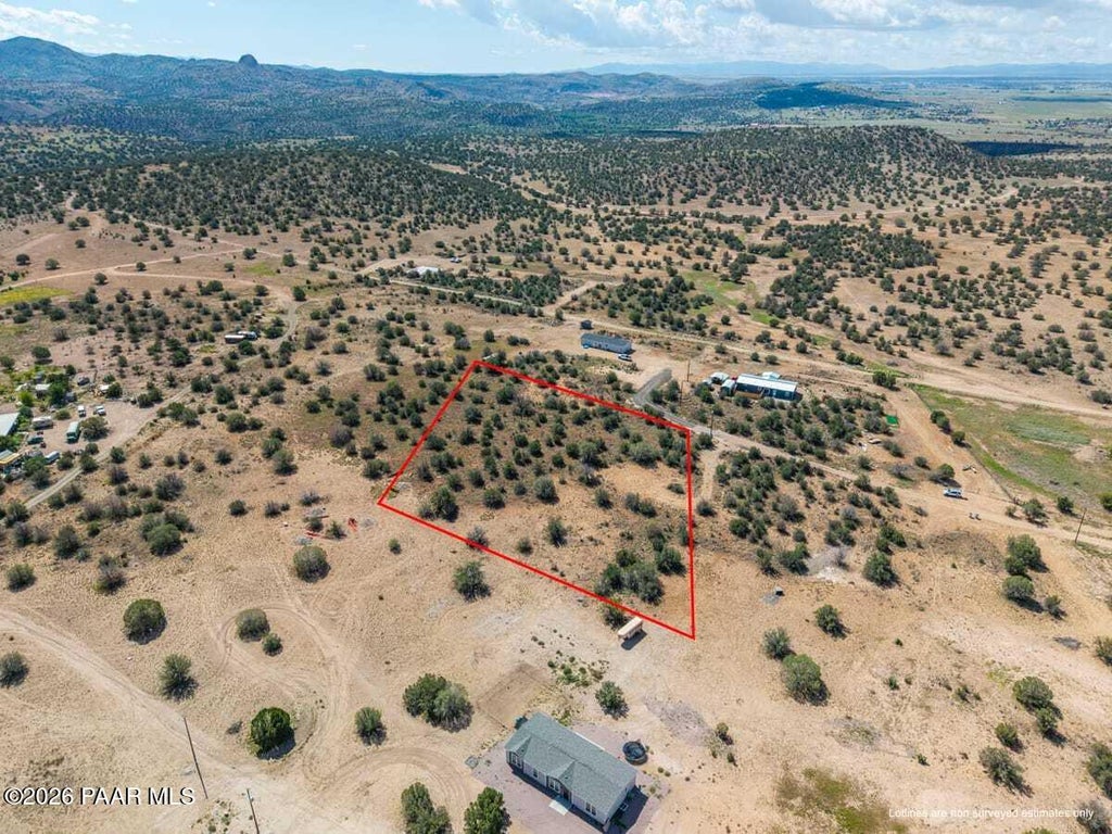 Photo of 106 E Spring Water Dr, Paulden, AZ 86334 (MLS # 1085022)