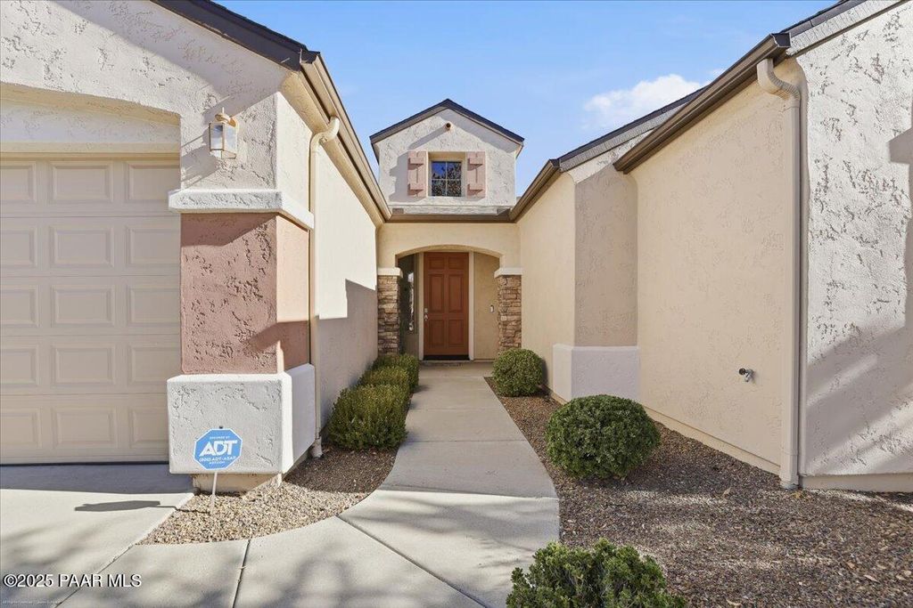 Photo of 1109 N Fence Post Place, Prescott Valley, AZ 86314 (MLS # 1078164)