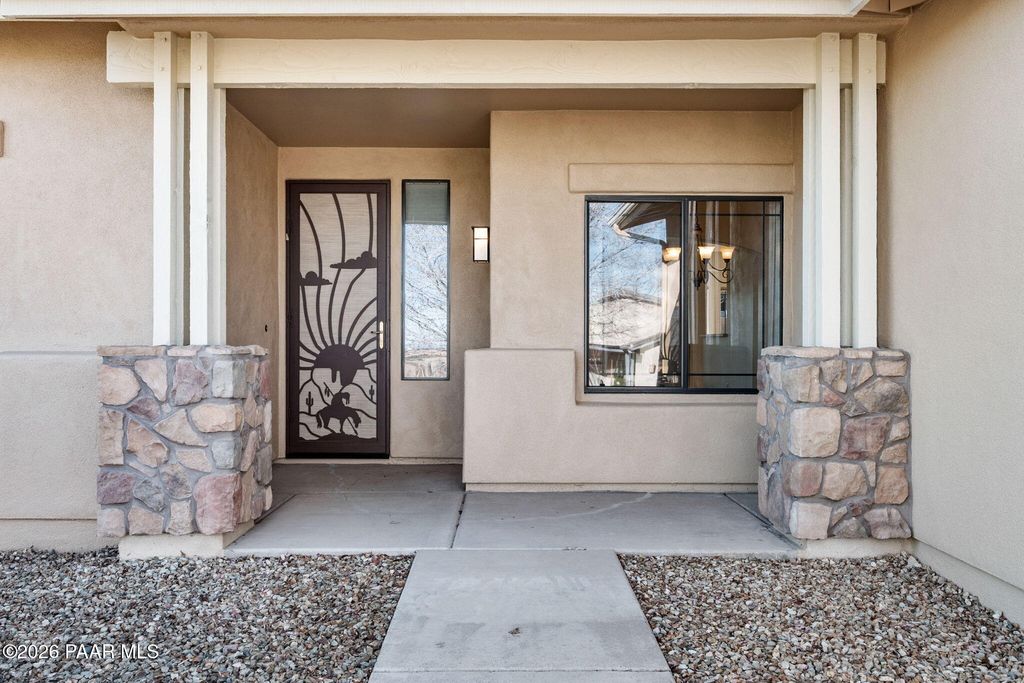 Photo of 865 Crystal View Drive, Prescott, AZ 86301 (MLS # 1078947)