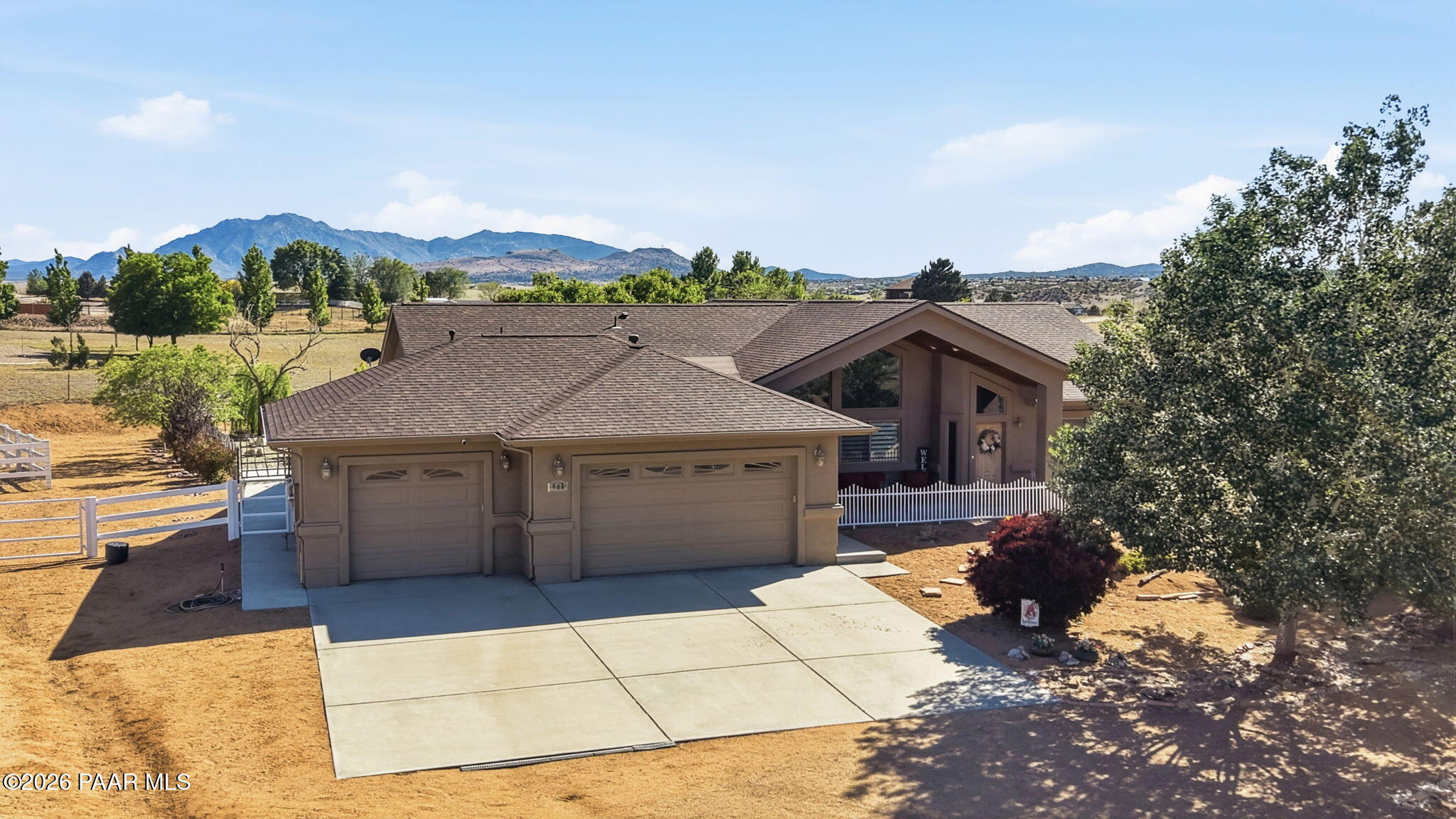 2235 W Canta Libre Road