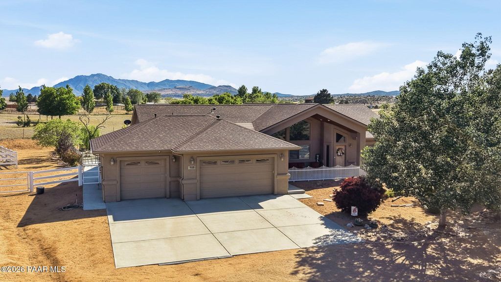 Photo of 2235 W Canta Libre Road, Chino Valley, AZ 86323 (MLS # 1081644)