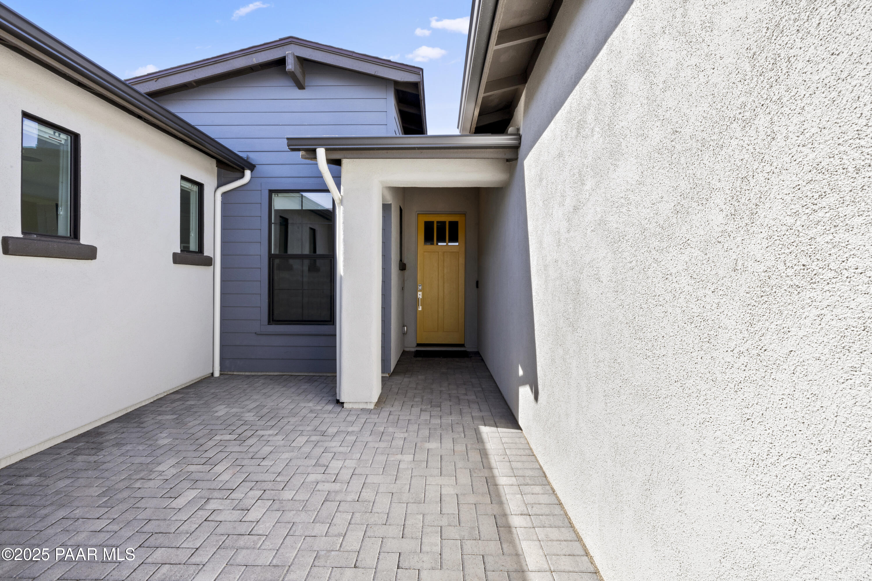 3857 Serenity Cliff Court
