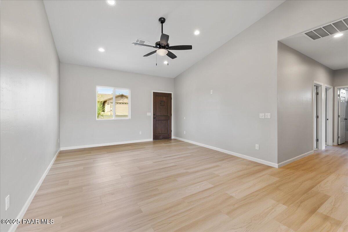 20025 E Lakeside Road