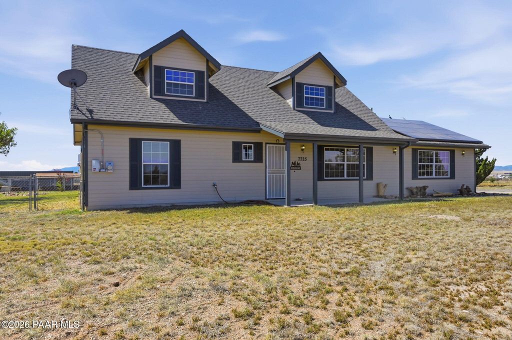 Photo of 7725 E Memory Lane, Prescott Valley, AZ 86315 (MLS # 1081463)