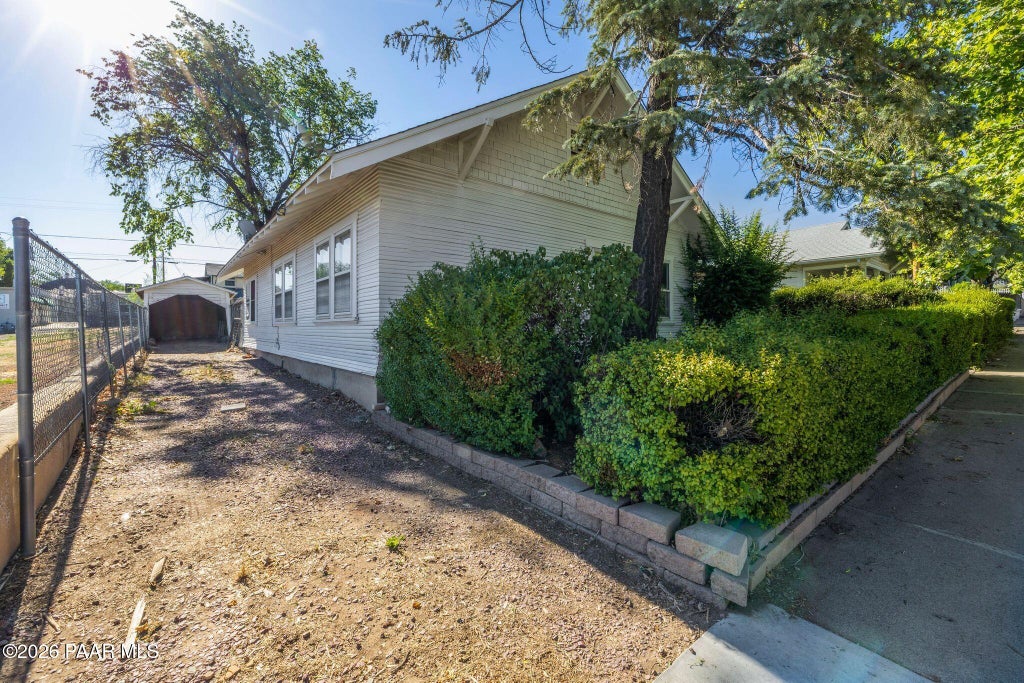 Photo of 335 N Pleasant Street, Prescott, AZ 86301 (MLS # 1083685)