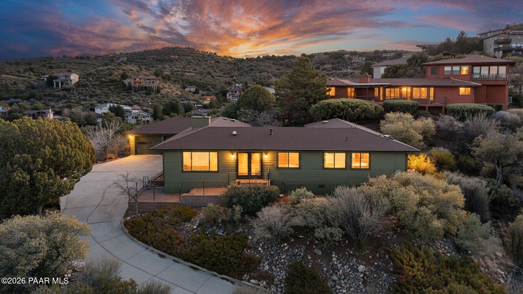 Photo of 220 High Chaparral Loop, Prescott, AZ 86303 (MLS # 1078907)